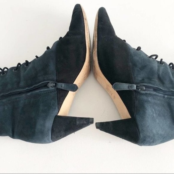 Tory Burch Cassidy Black and Blue Suede Floral Embroidered Lace Up Booties 8.5 - Picture 10 of 16